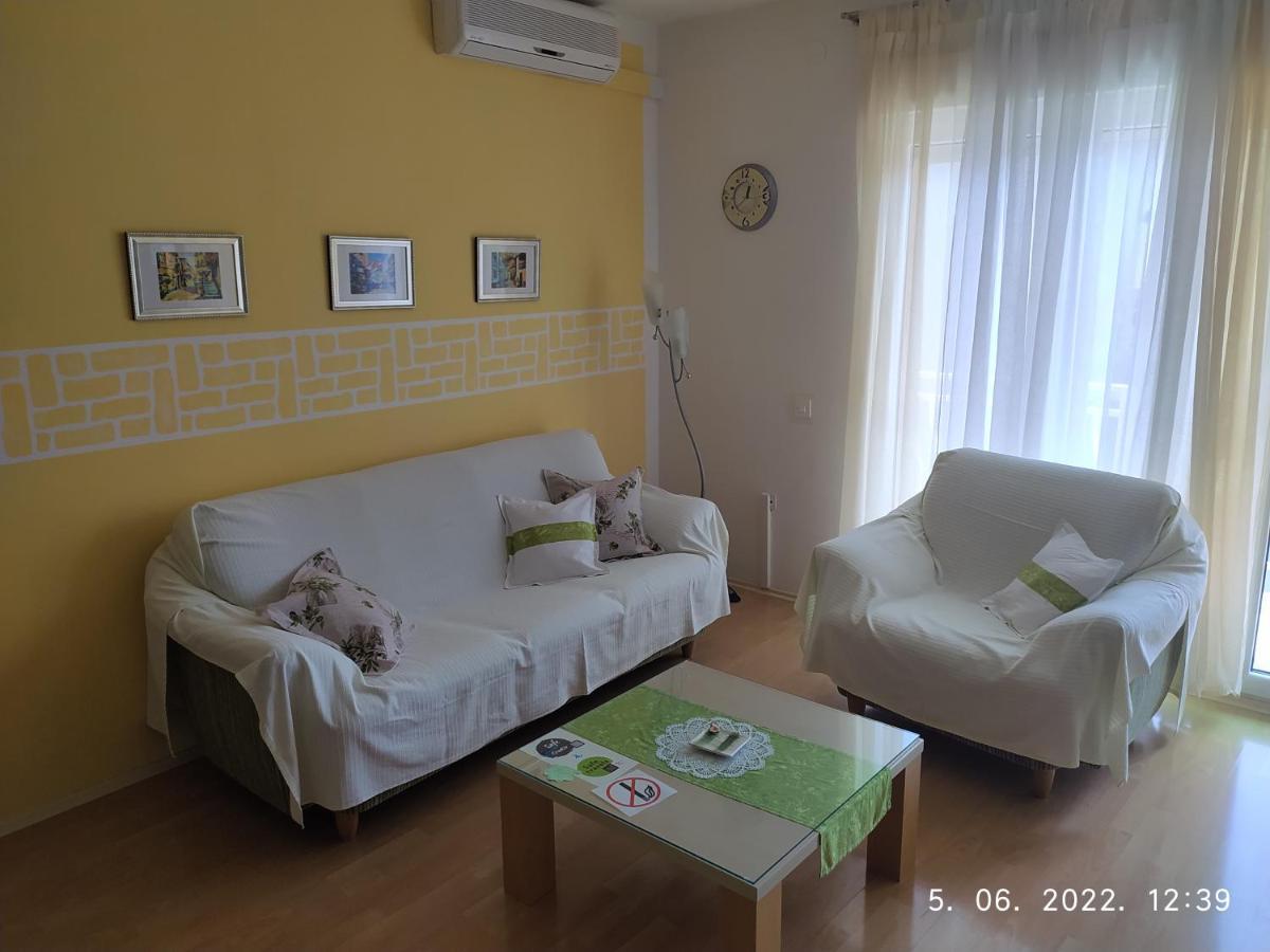 Apartment Sara Novi Vinodolski Extérieur photo