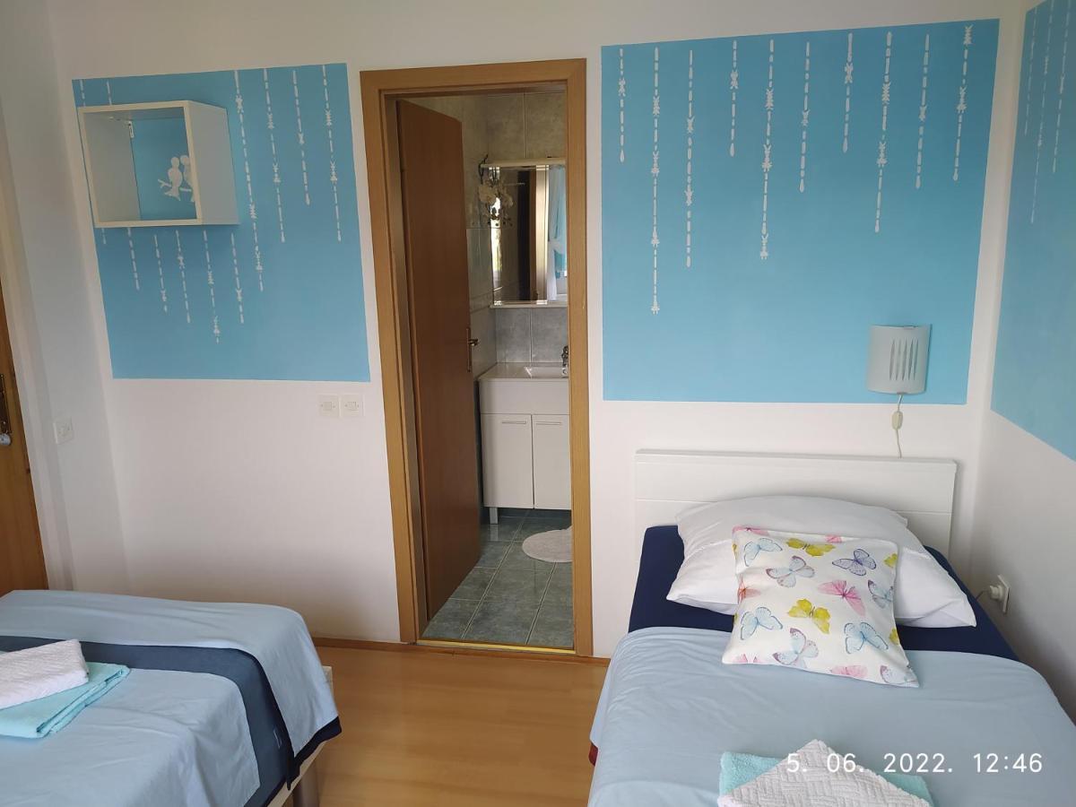 Apartment Sara Novi Vinodolski Extérieur photo